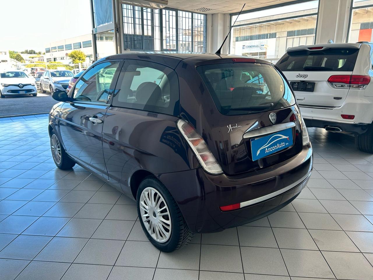 Lancia Y 1.4 X NEOPATENTATI GPL 2009