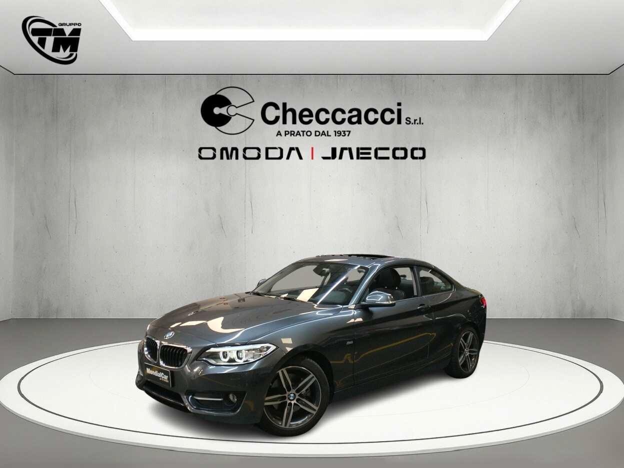 BMW 220 i Serie 2 F22 Coupe Sport * 68.000 KM *