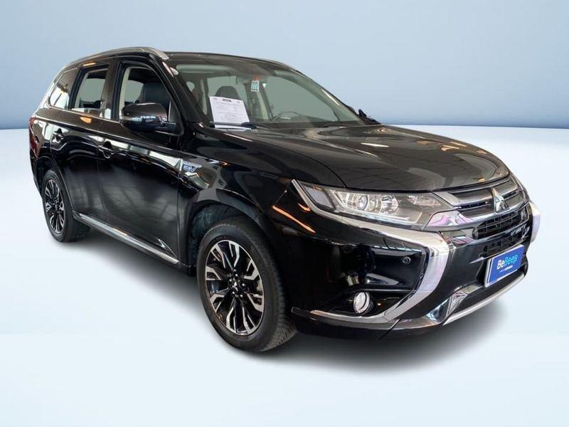 Mitsubishi Outlander PHEV 2.0 INSTYLE PLUS SDA 4WD MY17