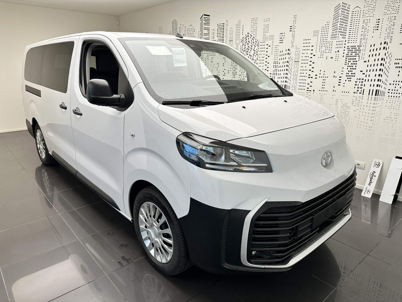 Toyota PROACE VERSO 2.0 L2 LOUNGE