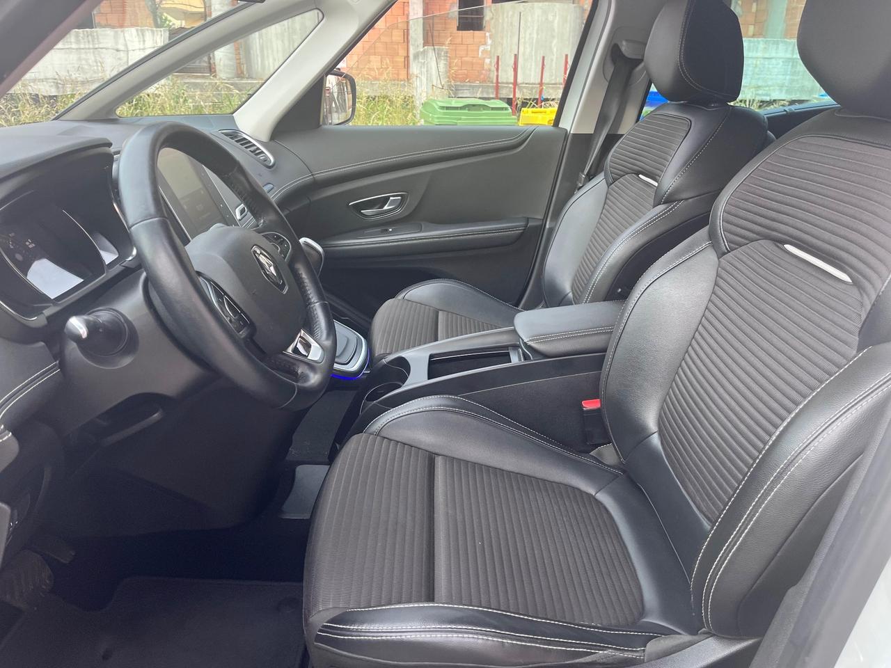 Renault Grand Scenic dCi 8V 110 CV EDC Energy Intens