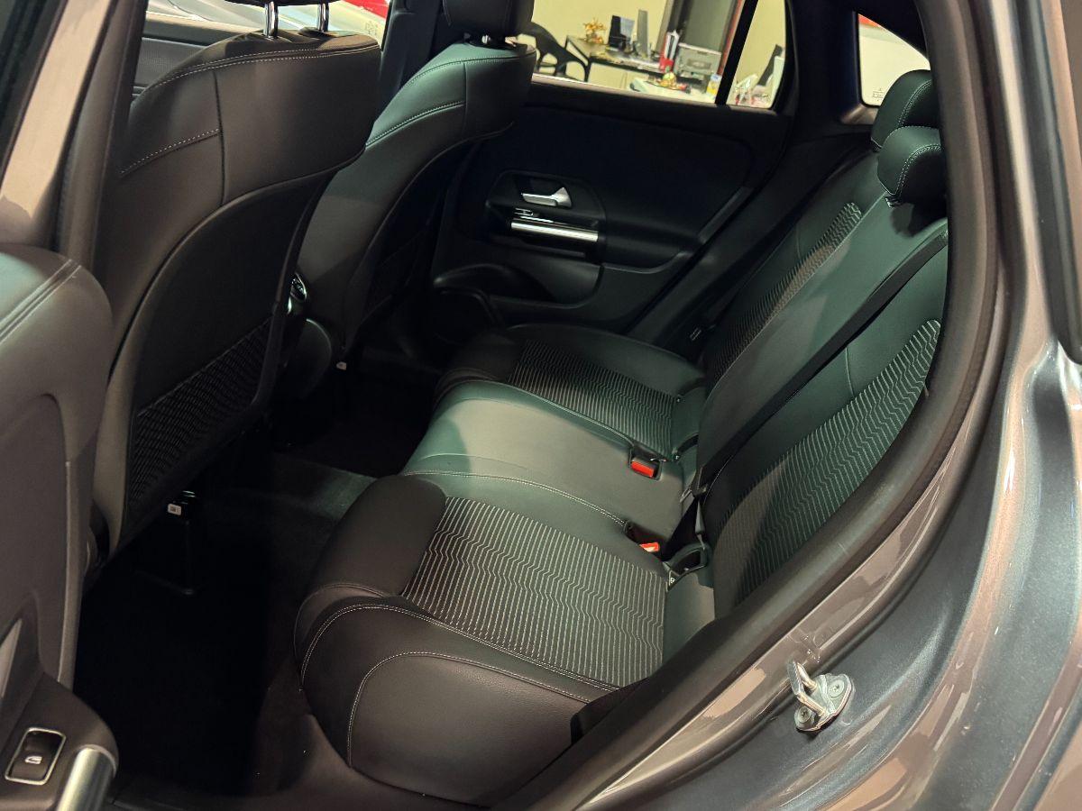 MERCEDES Classe GLA 200 d Automatic 4Matic Premium Tetto