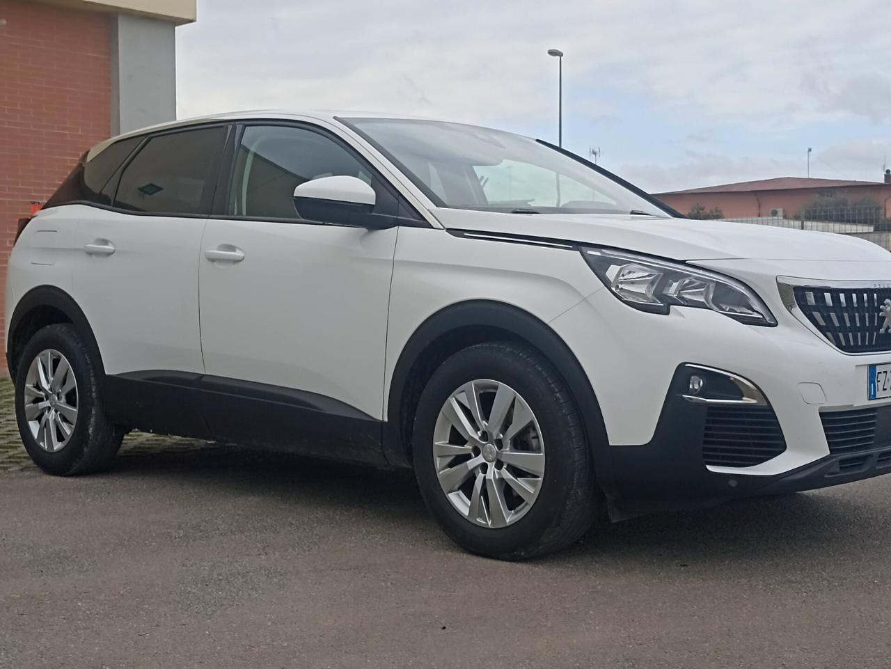 PEUGEOT 3008 1.5 HDI 130cv 11/2018 LED/NAVI/SENS.ANT/POST