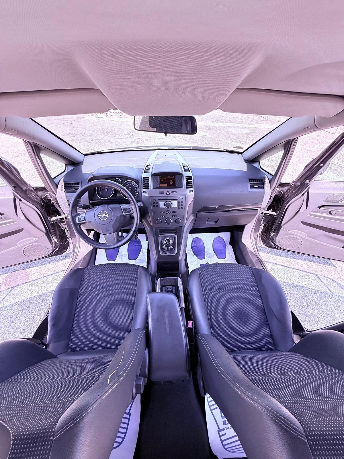 Opel Zafira 1.9 CDTI 120CV Cosmo