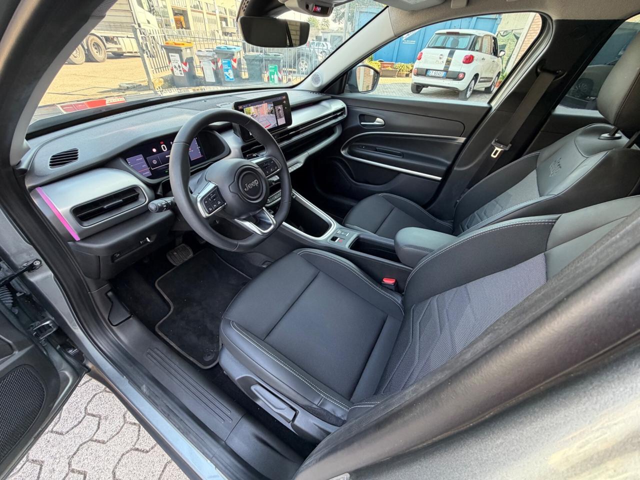 Jeep Avenger 1.2 Turbo 100 CV MHEV Summit