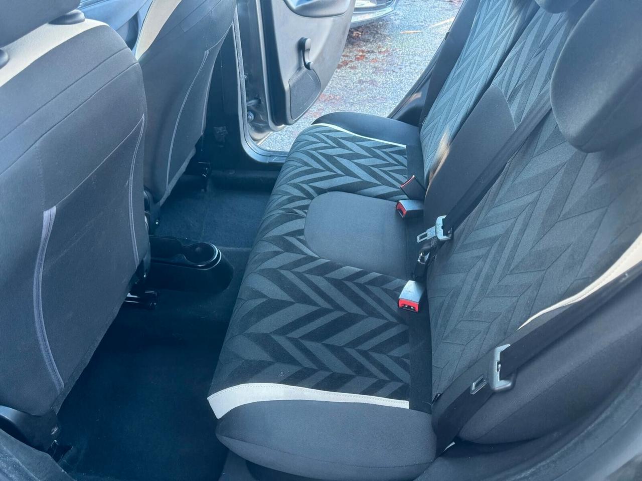 Lancia Ypsilon 1.2 69 CV 5 porte Silver