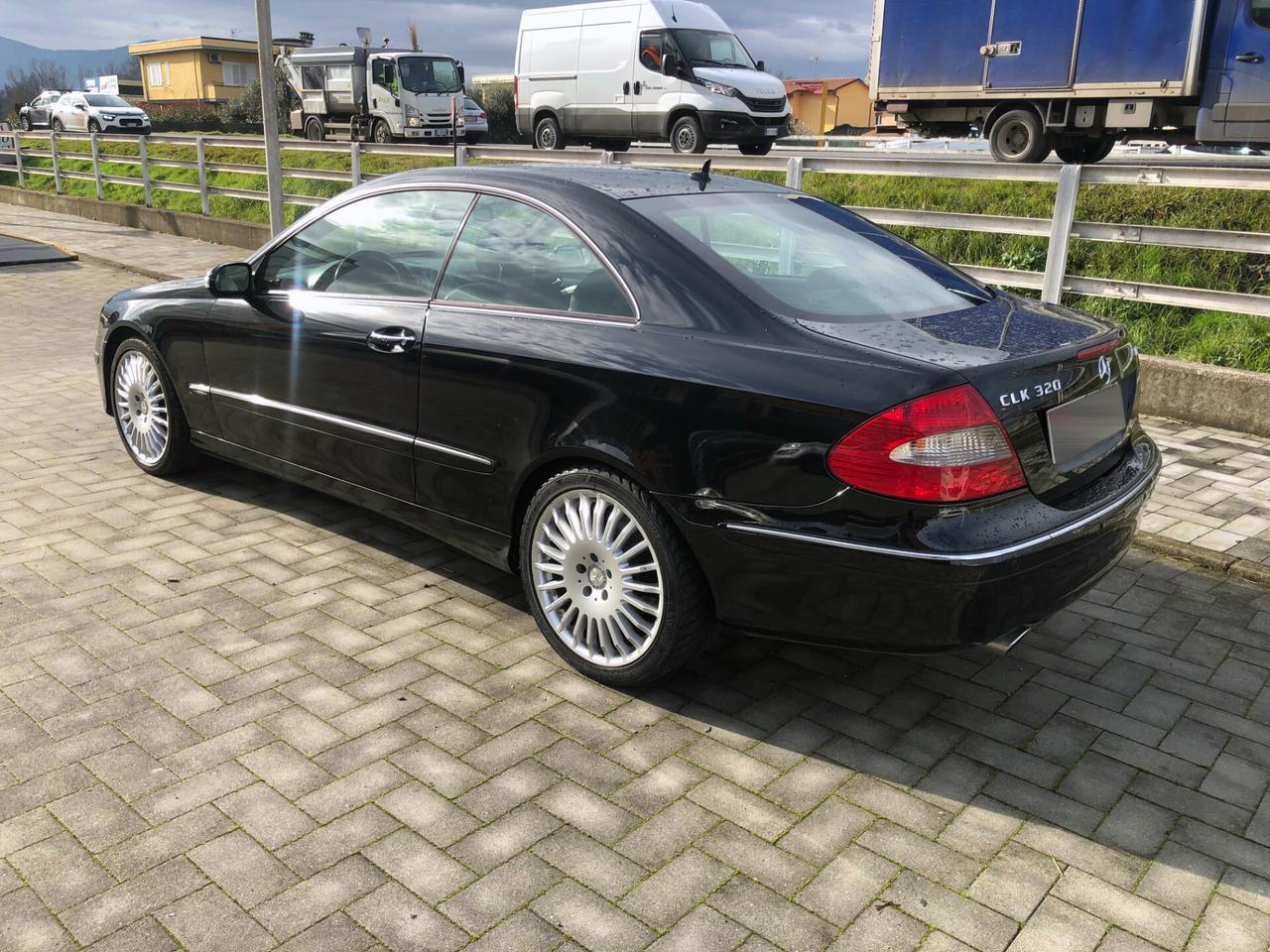 Mercedes-benz CLK 350 elegance