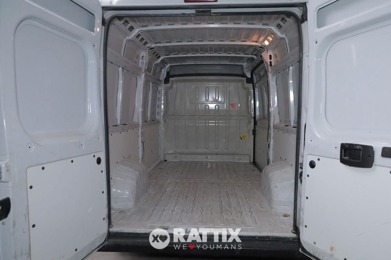 Peugeot Boxer 330 2.2 BlueHDI 140CV L2H2 Autocarro (IVA ESCLUSA)
