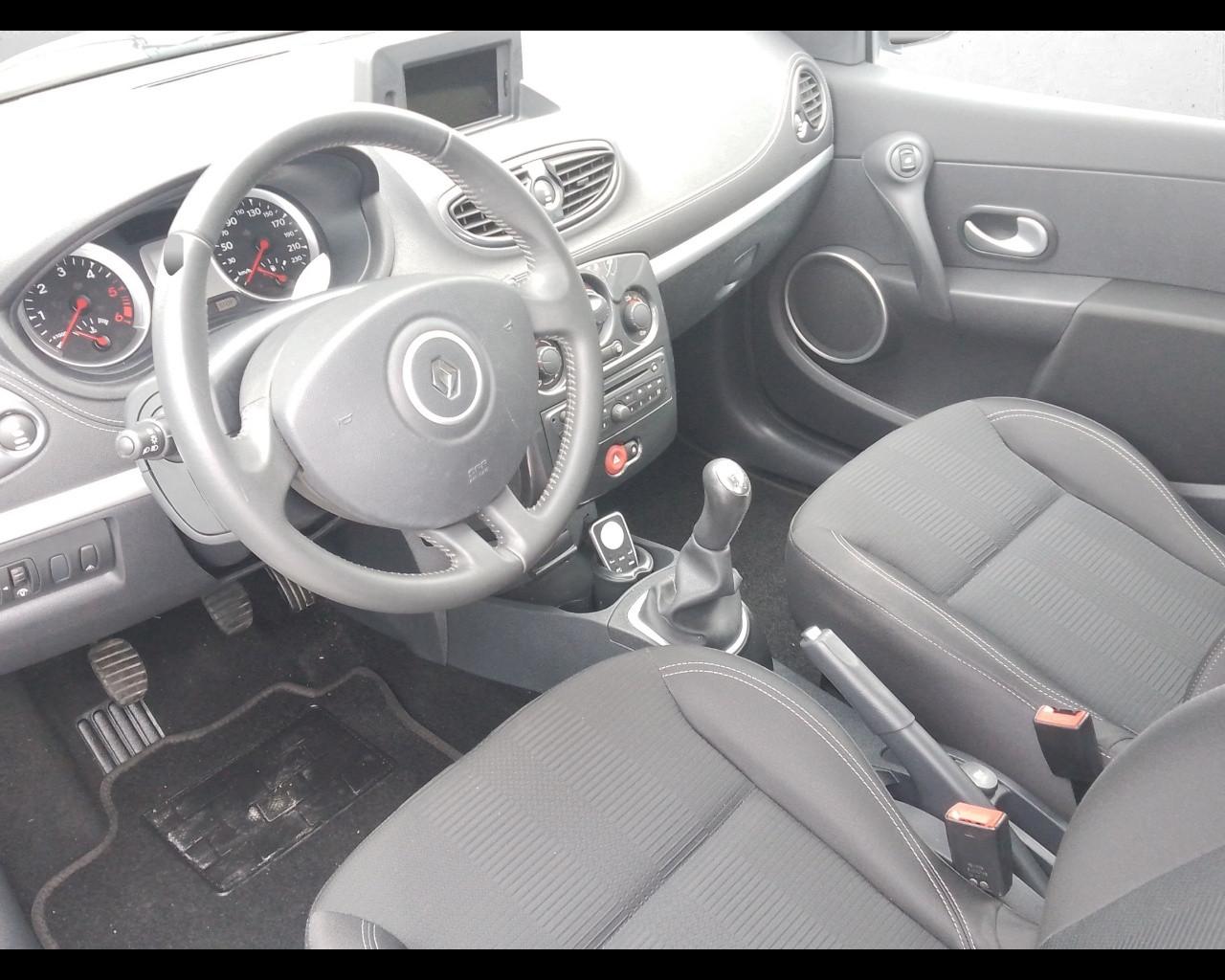 RENAULT Clio 3ª serie - Clio 1.5 dCi 75CV 3 porte Dynamique