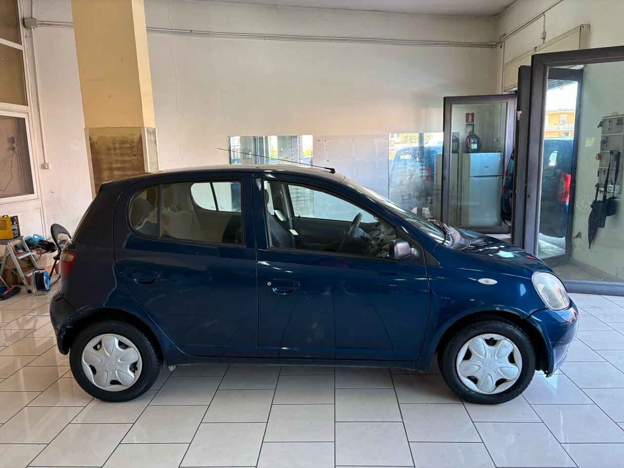 Toyota Yaris 1000 5 porte Full Opt