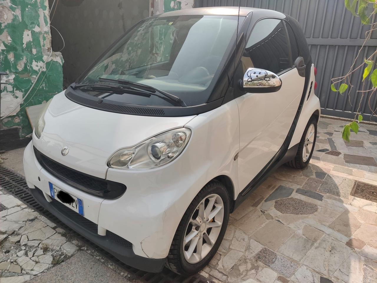 Smart 451 1.0 Benzina Neopatentati 2010