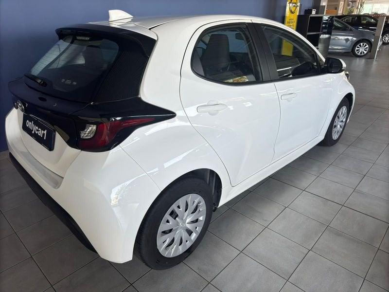 Toyota Yaris 1.0 5 porte Active