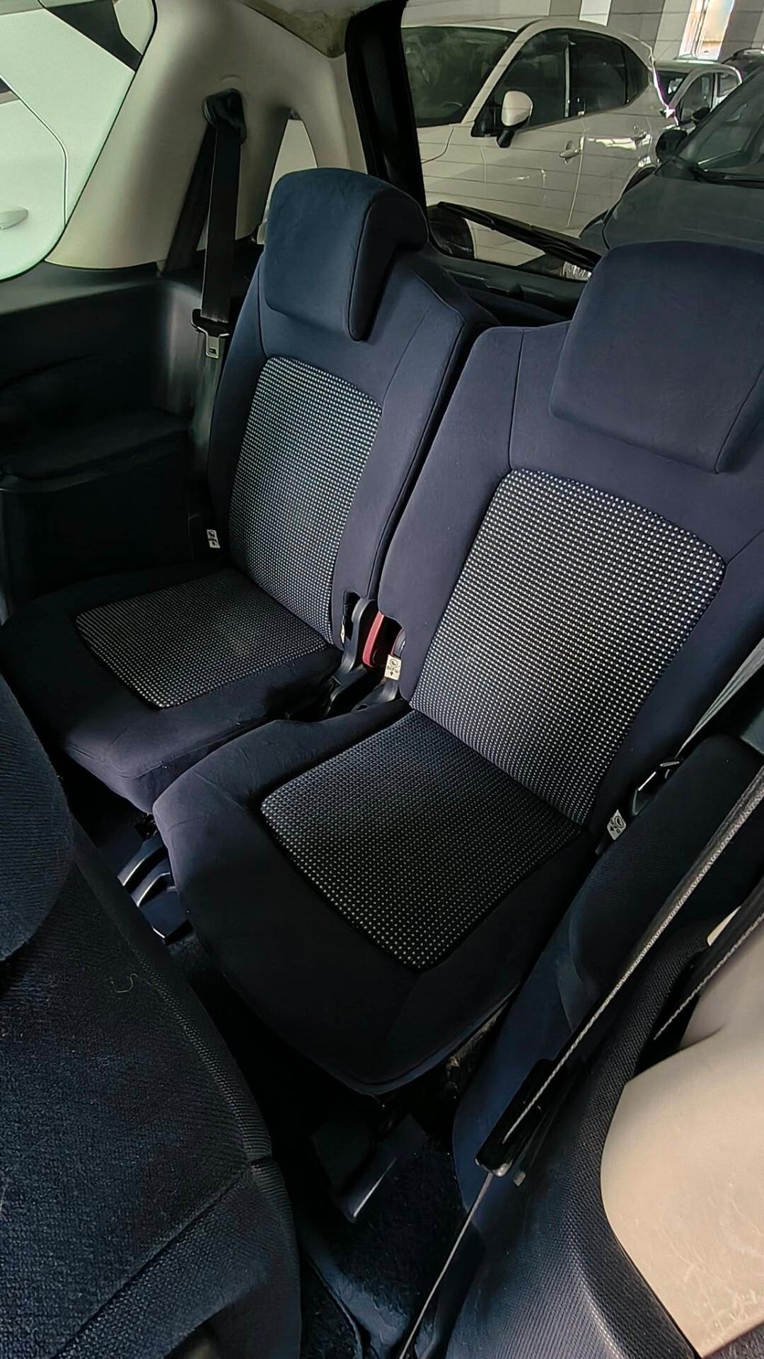 Peugeot 1007 1.4 BENZINA C/A