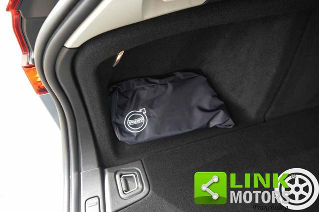 VOLVO V60 2.0 D3 150 CV Geartronic Business 2020 - 78.000KM