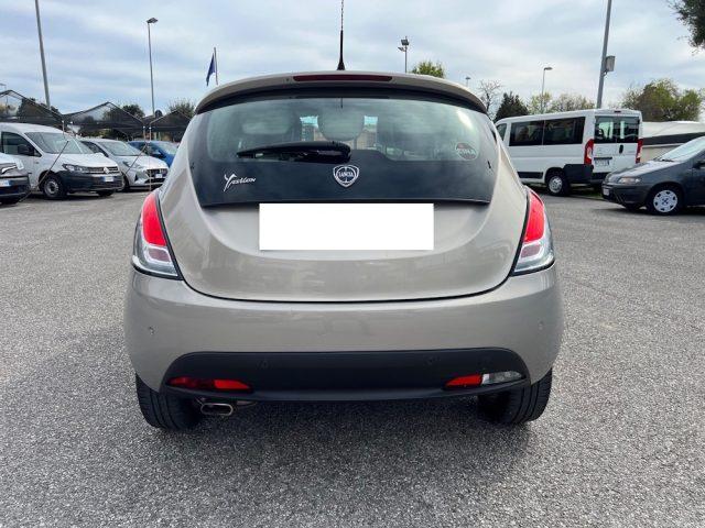 LANCIA Ypsilon 1.2 69 CV 5 porte GPL Ecochic Gold