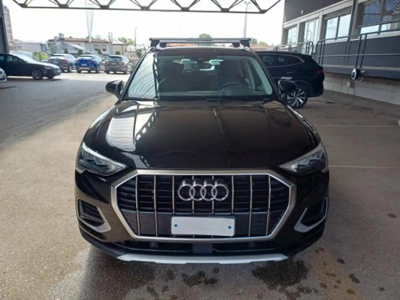 Audi Q3 35 TDI S tronic Business Advanced
