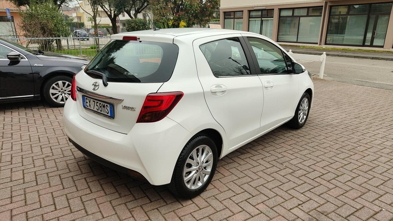 Toyota Yaris 1.0 OK NEO PATENTATI STUPENDA