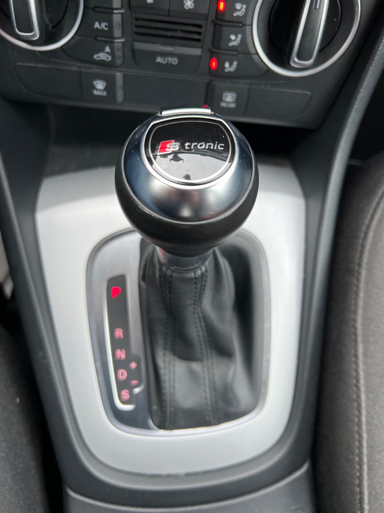 Audi Q3 2.0 TDI 150 CV quattro S tronic Sport