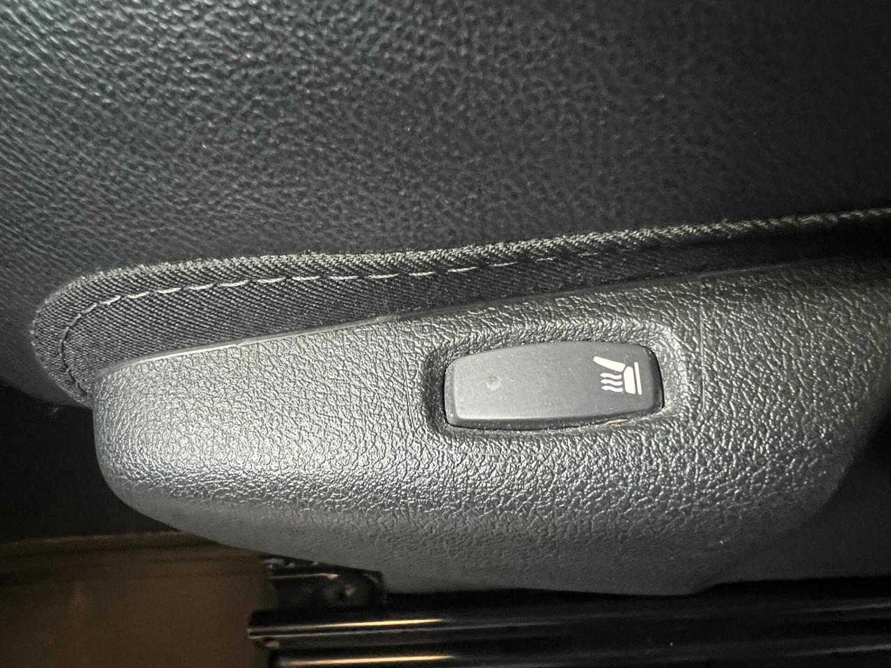 Renault Trafic INTERNI IN PELLE