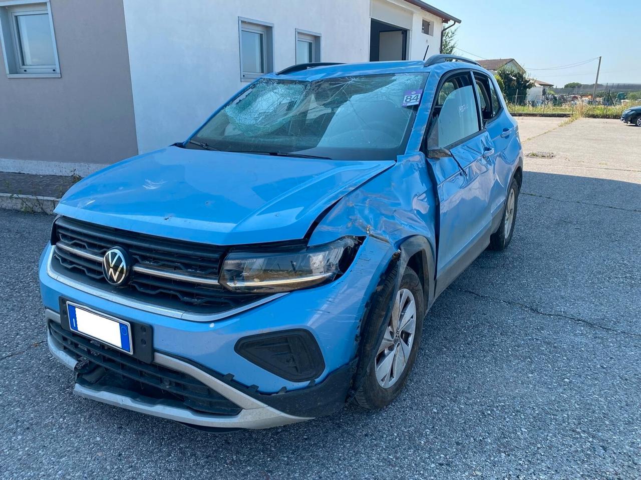Volkswagen T-Cross 1.0 tsi Life 95cv INCIDENTATA