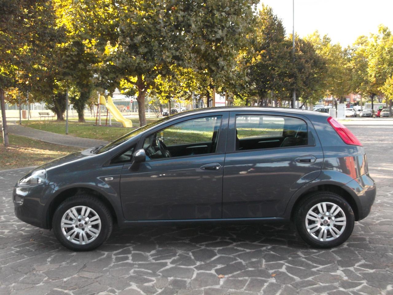 Fiat Punto 1.4 A Metano Neopatentati 2016