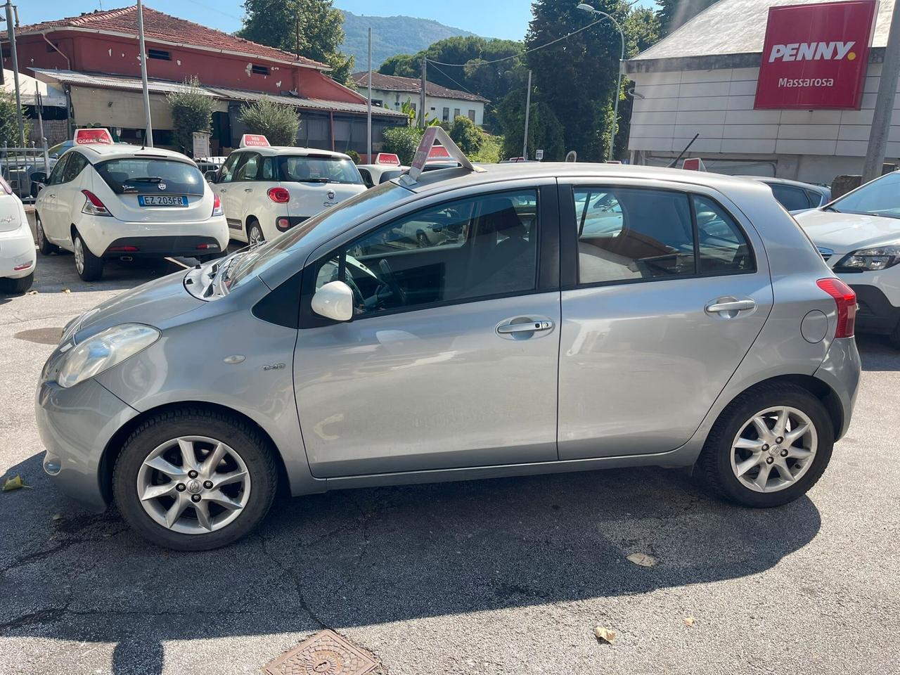 Toyota Yaris 1.4 D-4D 5 porte Sol