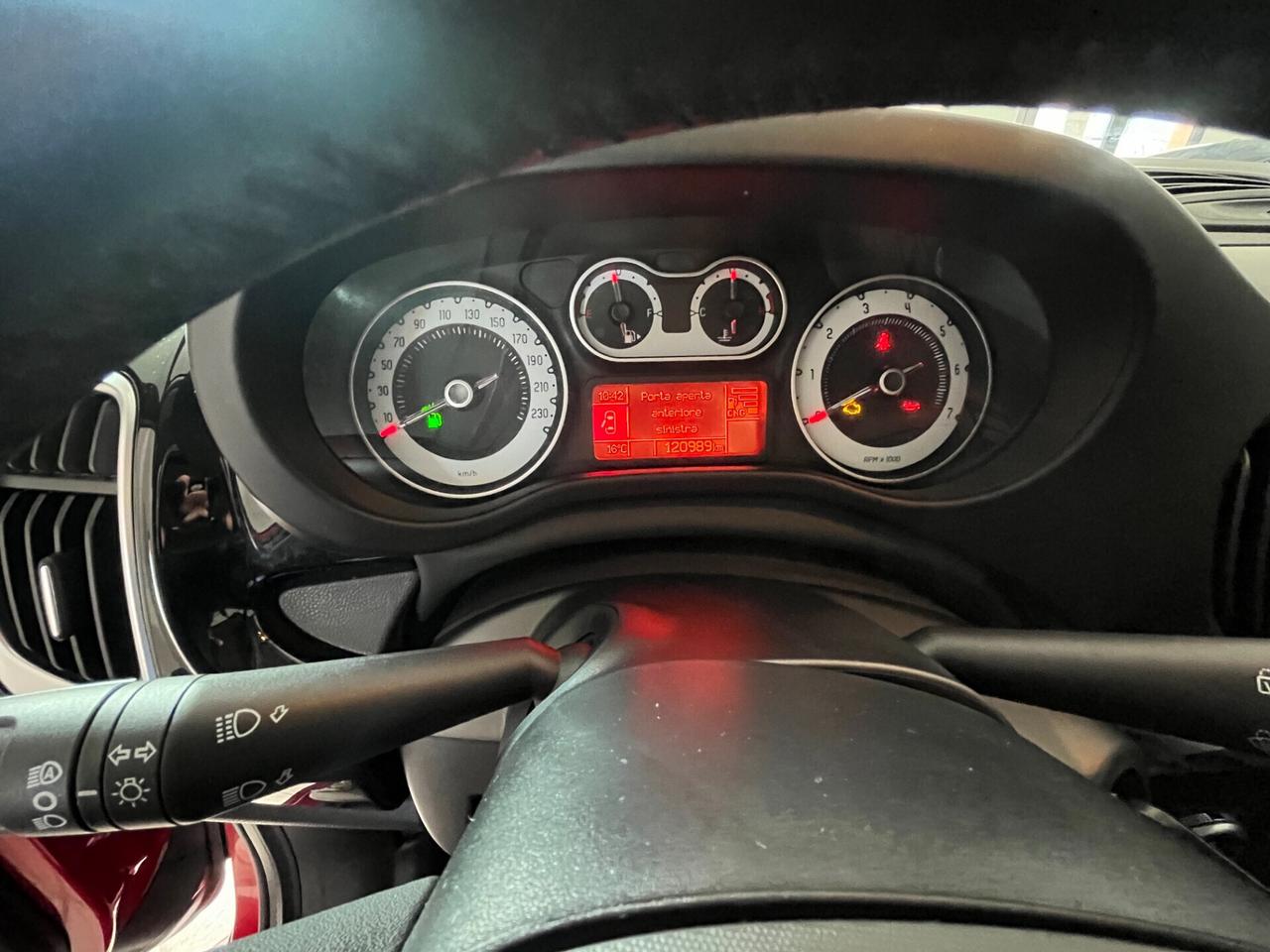 Fiat 500L 0.9 TwinAir Turbo Natural Power Lounge