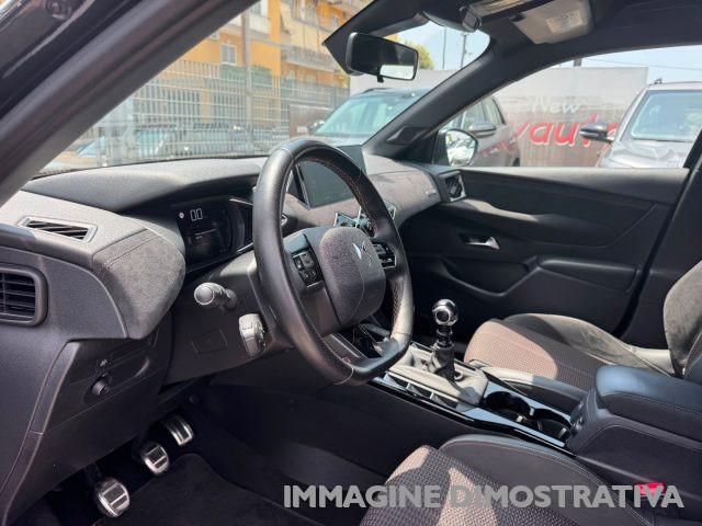 DS AUTOMOBILES DS 3 Crossback BlueHDi 100 So Chic