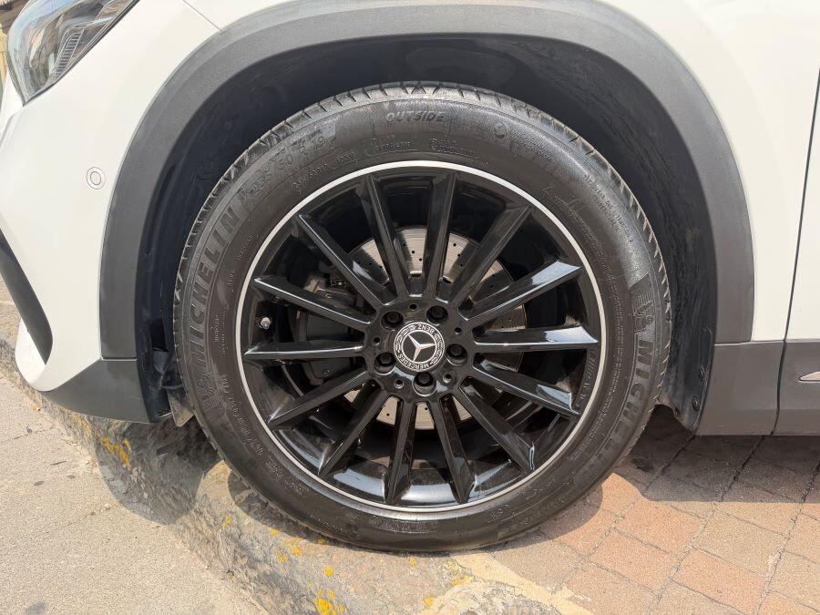 MERCEDES GLA 200 CDI 150 CV PREMIUM AMG CERTIFICAT