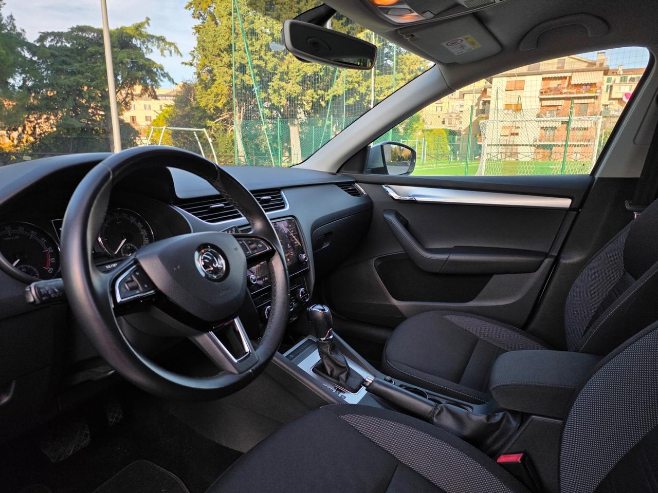 Skoda Octavia 1.6 TDI 115 CV DSG Wagon Executive