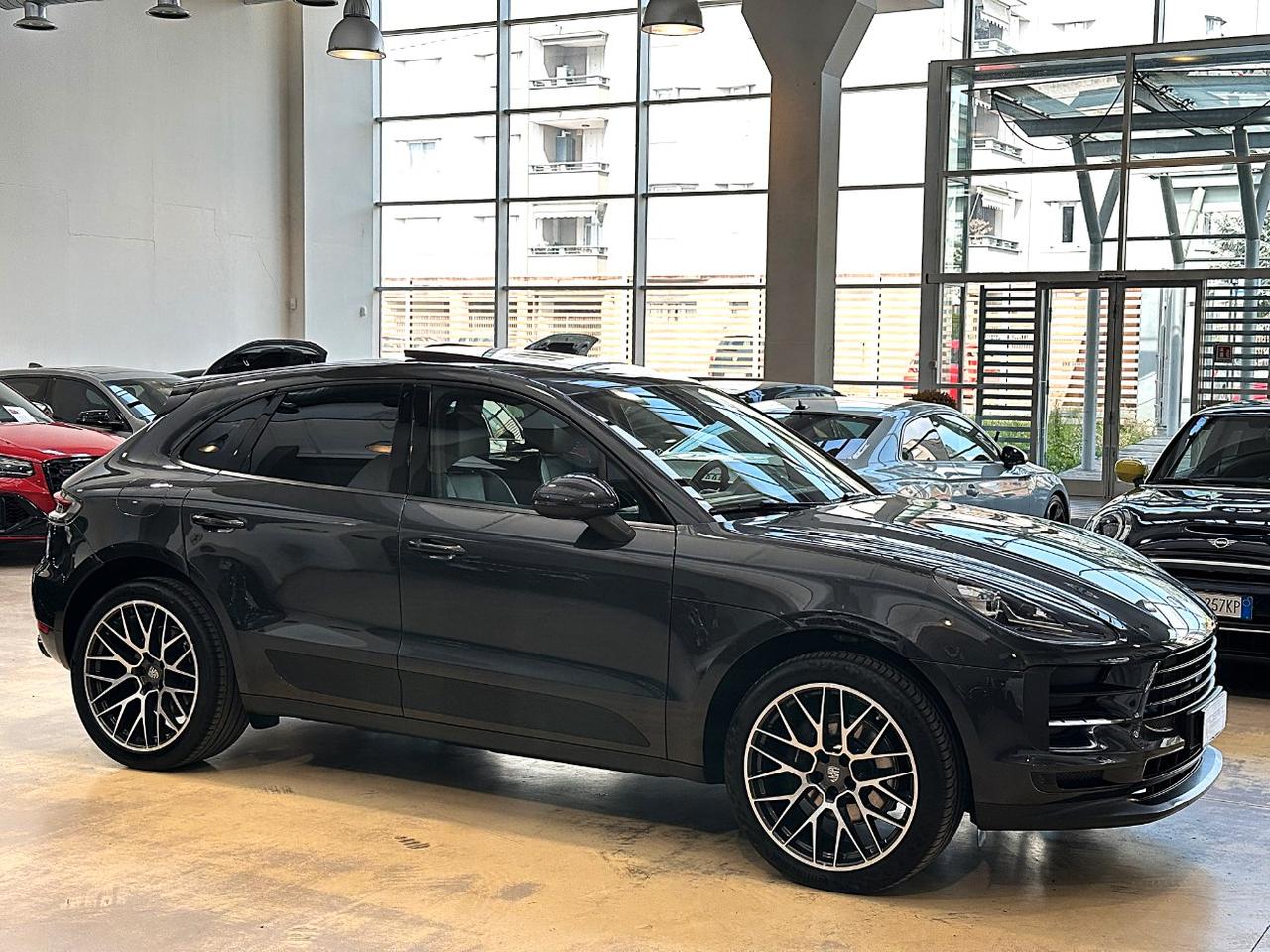 Porsche Macan 2.0 245cv PDK-21"Tetto-PDLS-PASM-Scarichi-Pelle