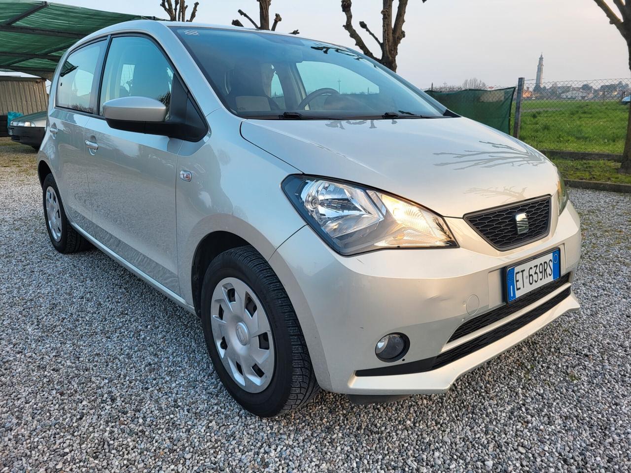 Seat Mii 1.0 68 CV 5 porte Chic Ecofuel