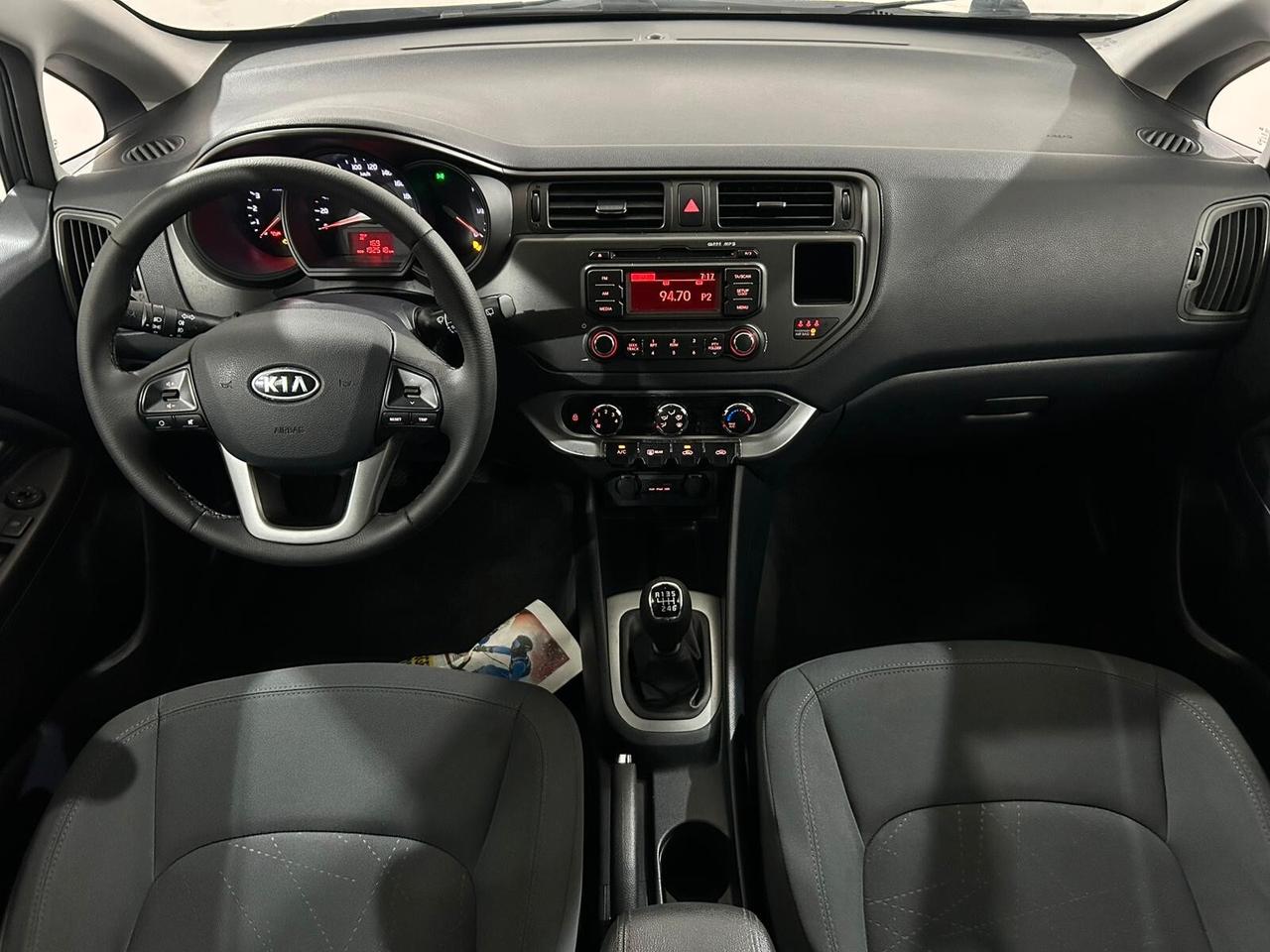Kia Rio 1.1 CRDi WGT 5p. LX
