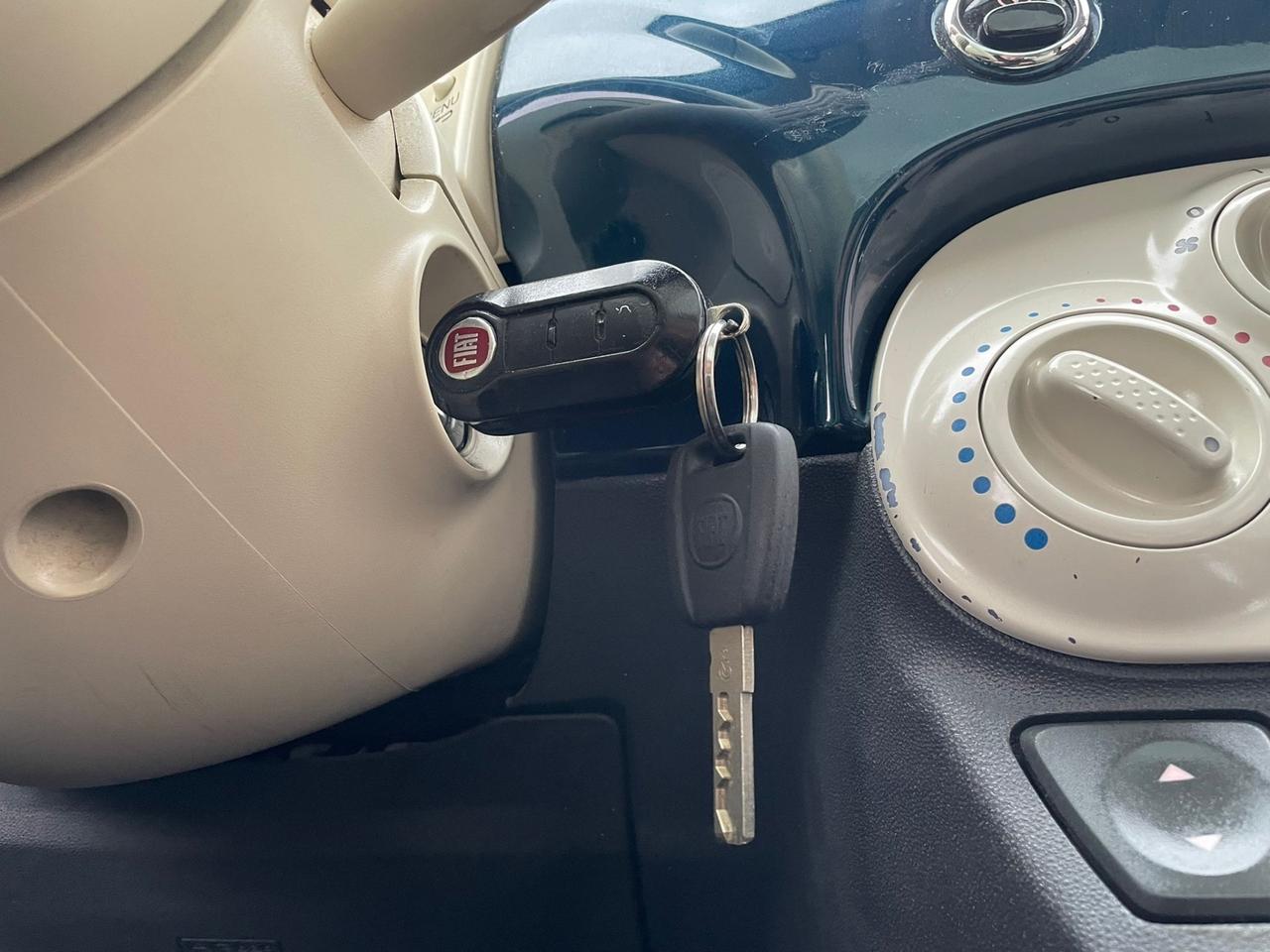 Fiat 500 Restayling 1.2Benz Full Lounge solo130milaKM