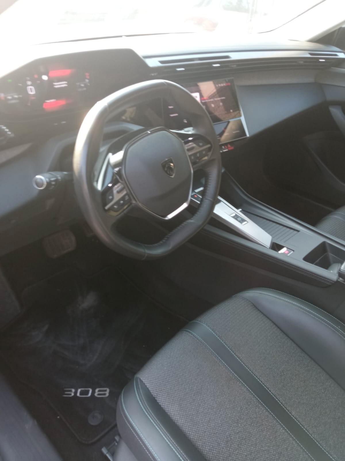 Peugeot 308 BlueHDi 130 S&S EAT8 SW Allure