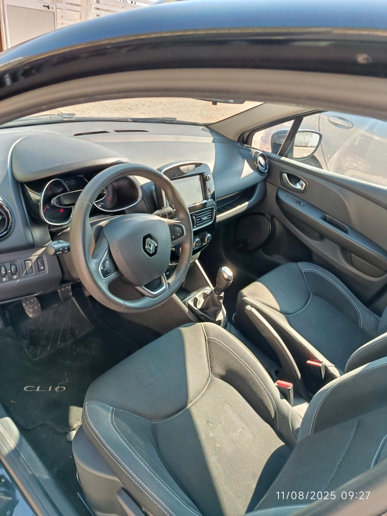 Renault Clio Sporter dCi 8V 75 CV Moschino Intens
