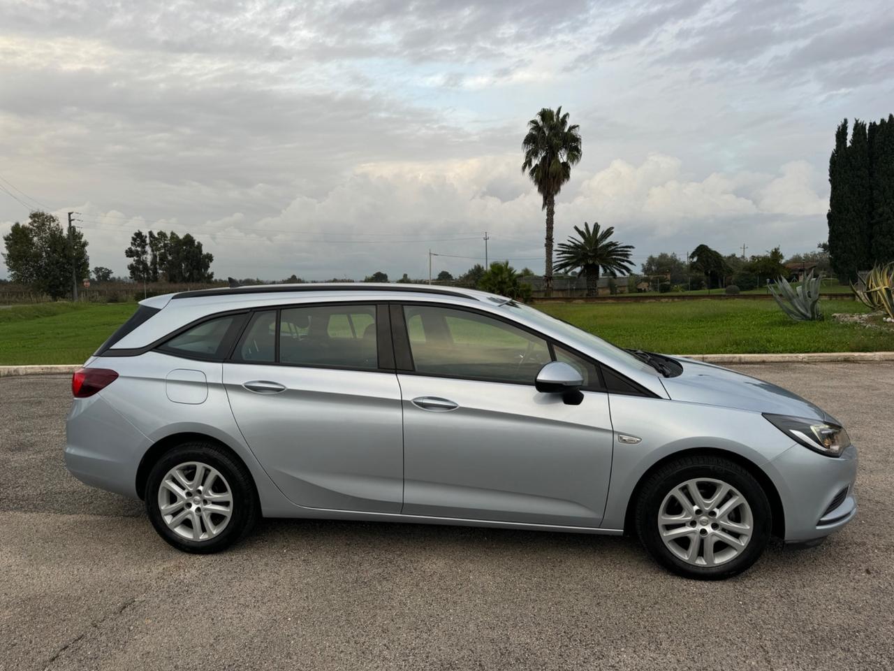 Opel Astra 1.6 CDTi 110CV Start&Stop Sports Tourer Innovation