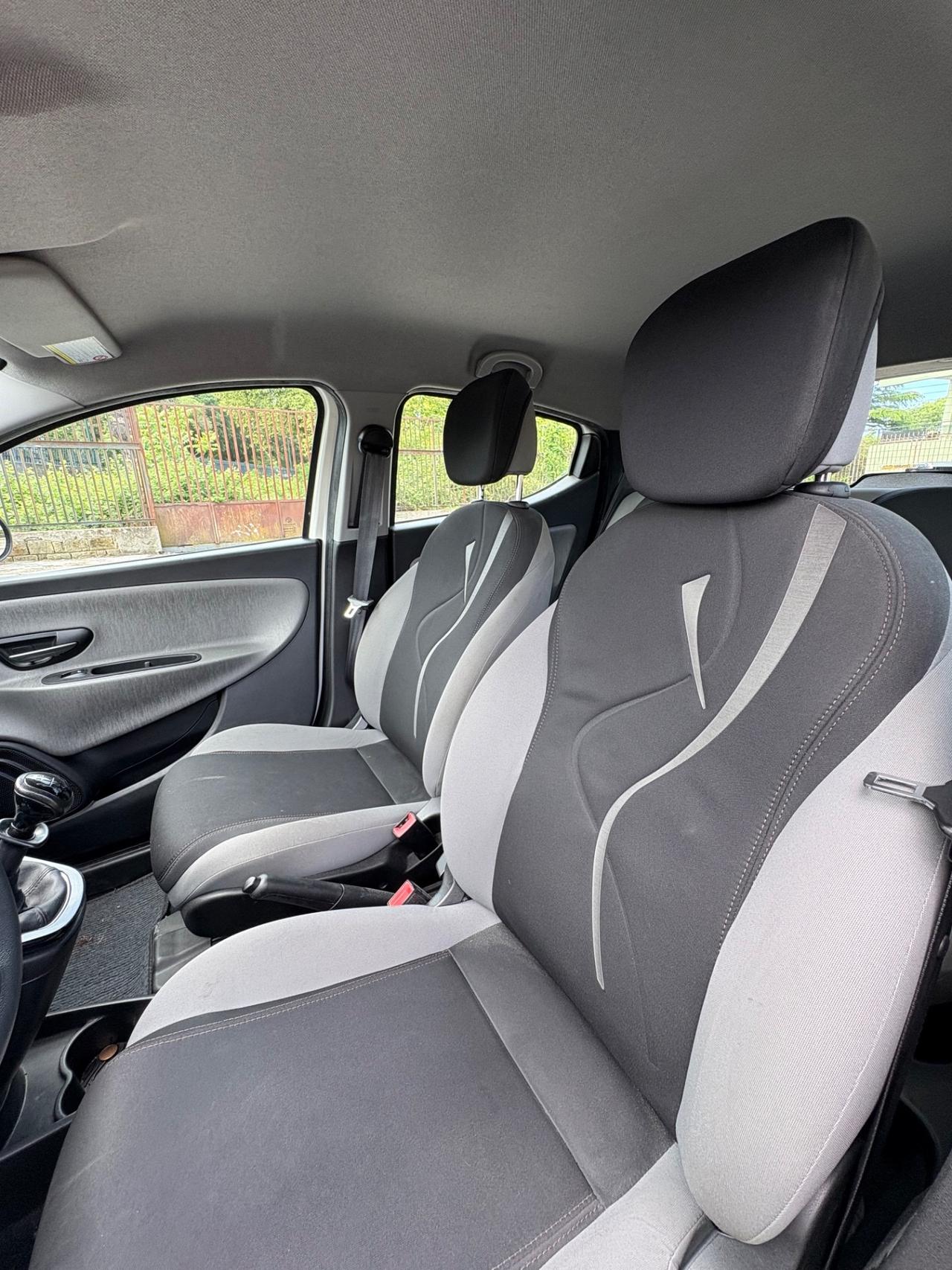 Lancia Ypsilon 1.2 benzina 69 CV PROMO ATTIVA