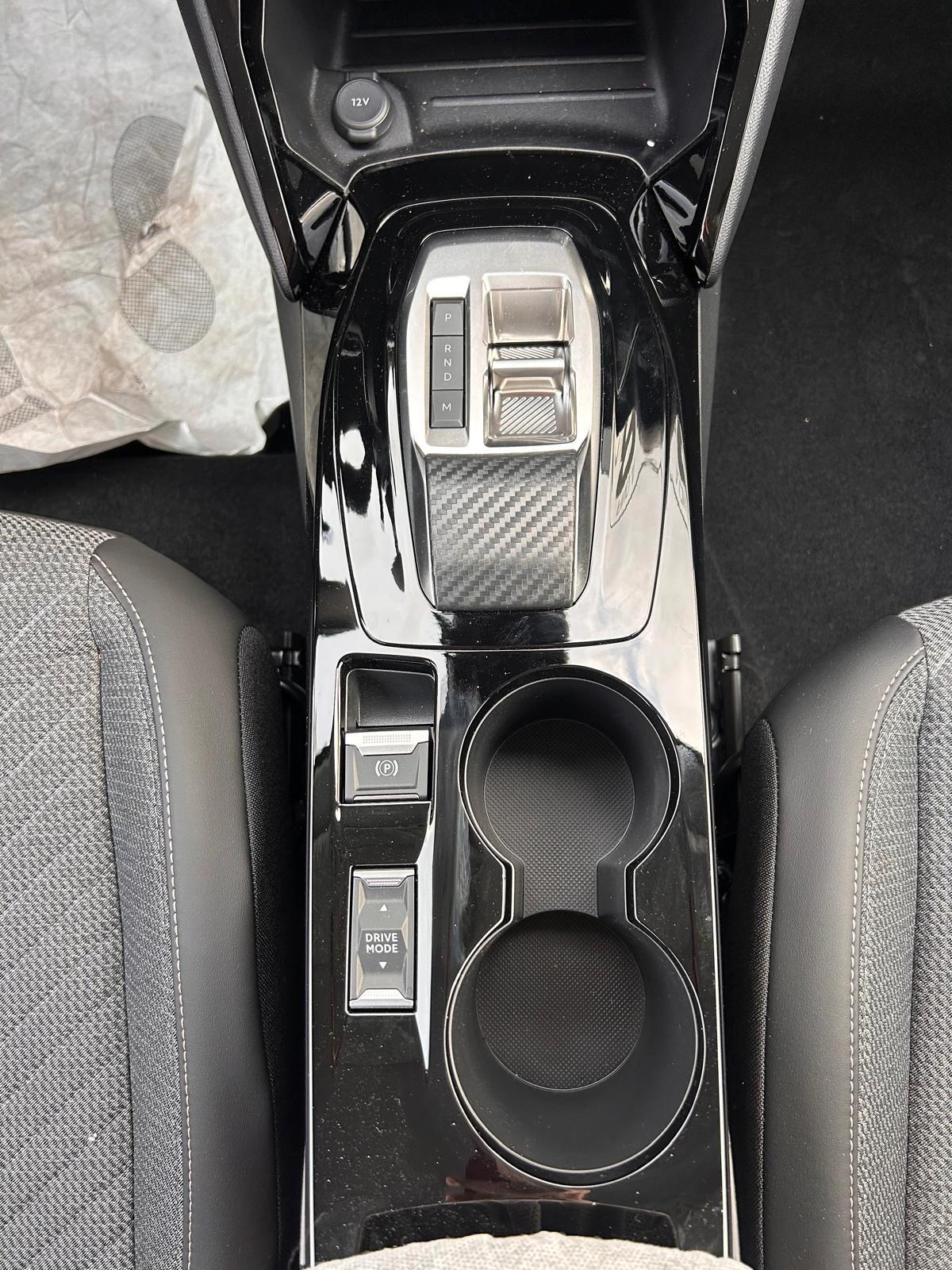 Peugeot 208 Hybrid 145 e-DCS6 Allure