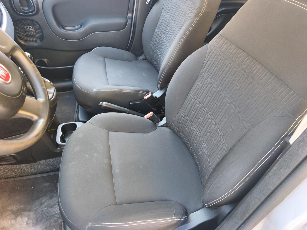 Fiat Panda 1.0 FireFly S&S Hybrid Garmin