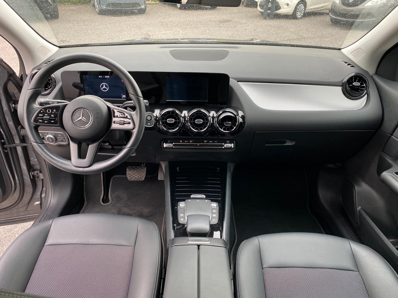 Mercedes-benz GLA 180 GLA 180 d Automatic Business