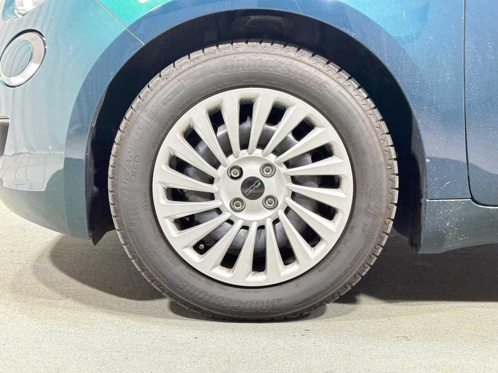 Fiat 500 e 42 kWh