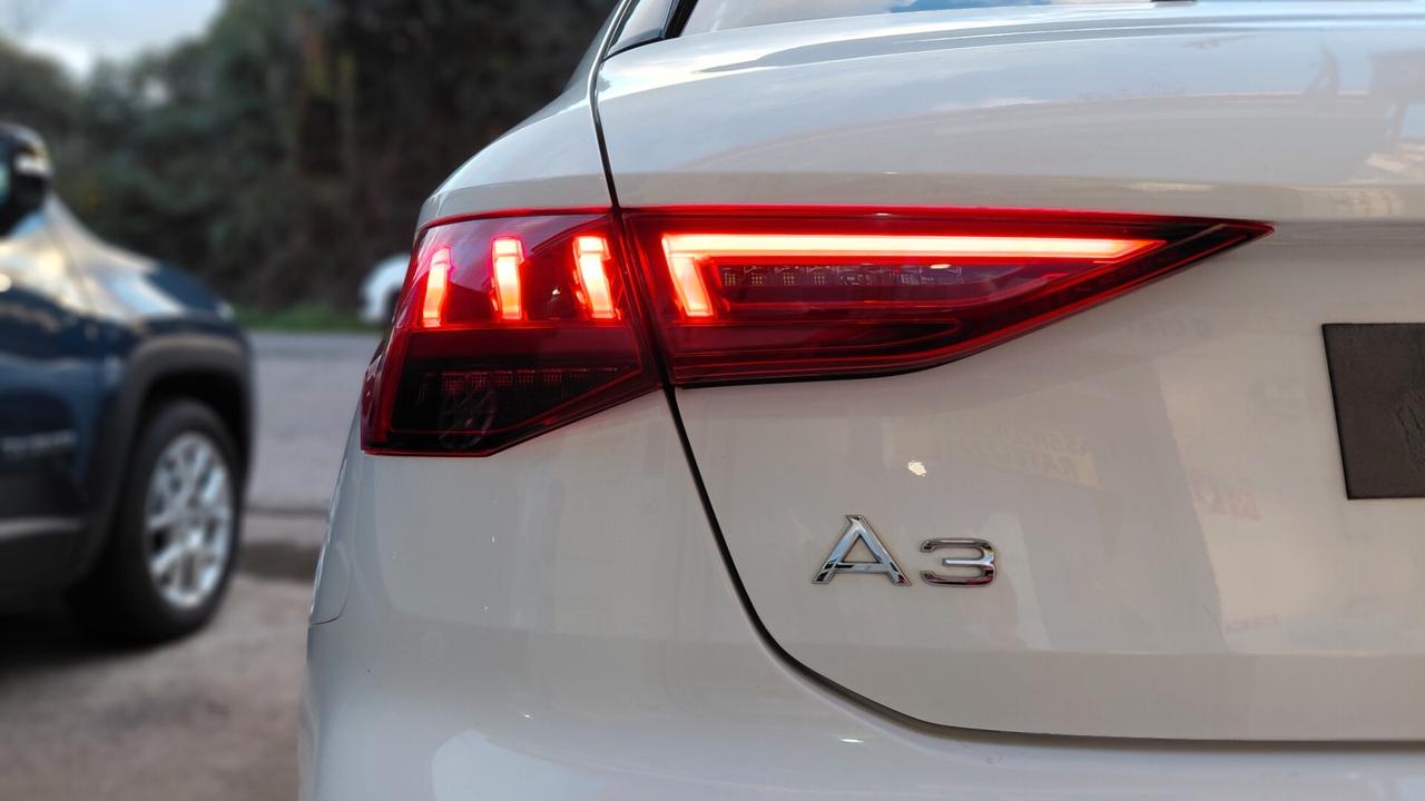 Audi A3 SPB 35 TDI S tronic SLine Unicoprop