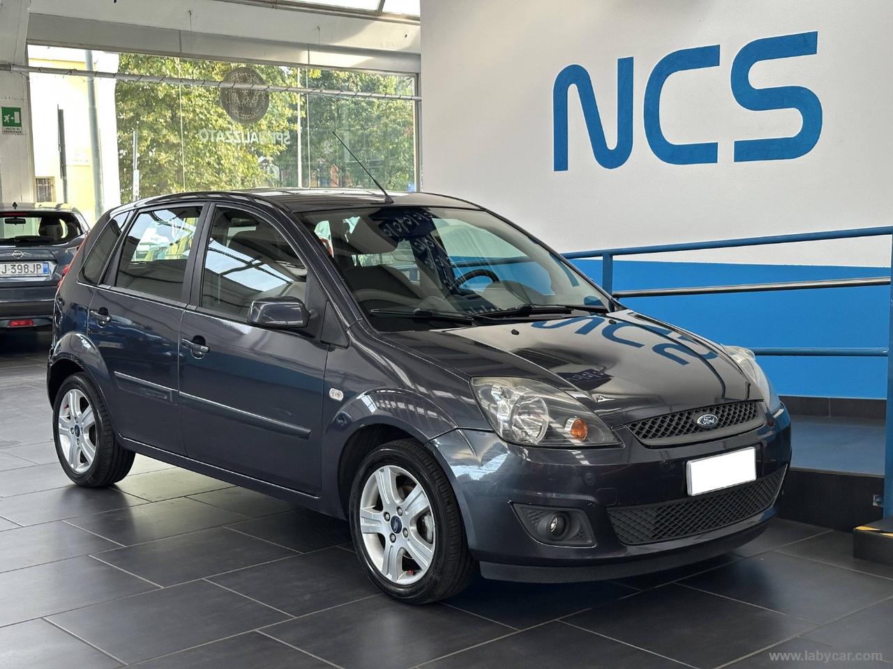 FORD Fiesta 1.2 16V 5p. Titanium