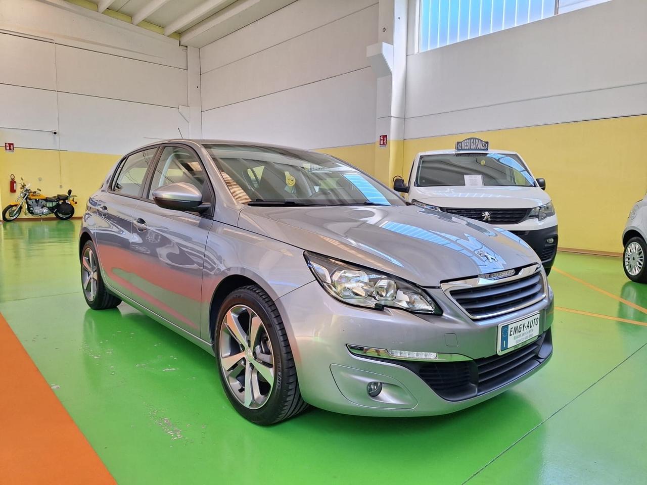 Peugeot 308 PureTech Turbo 136 cv. 1.2 benzina