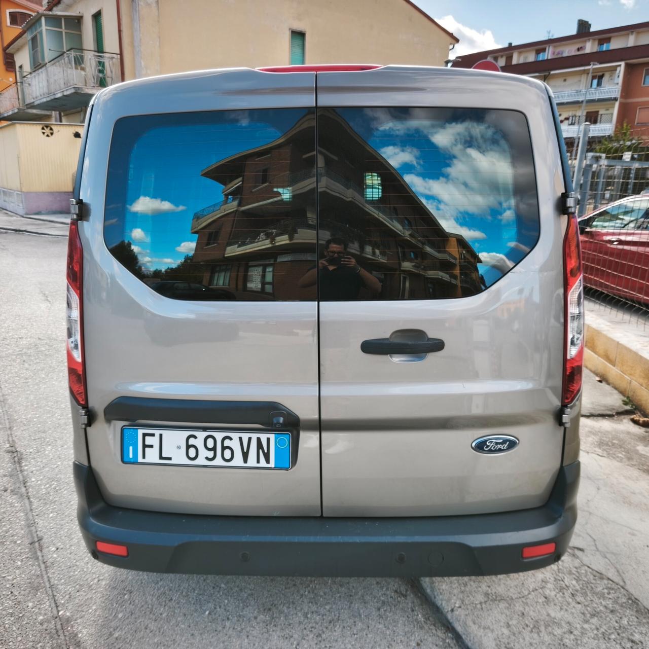 Ford Transit Connect 3 POSTI 1500tdci 120cv