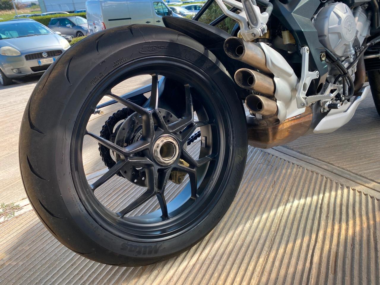 Mv Agusta Brutale 800