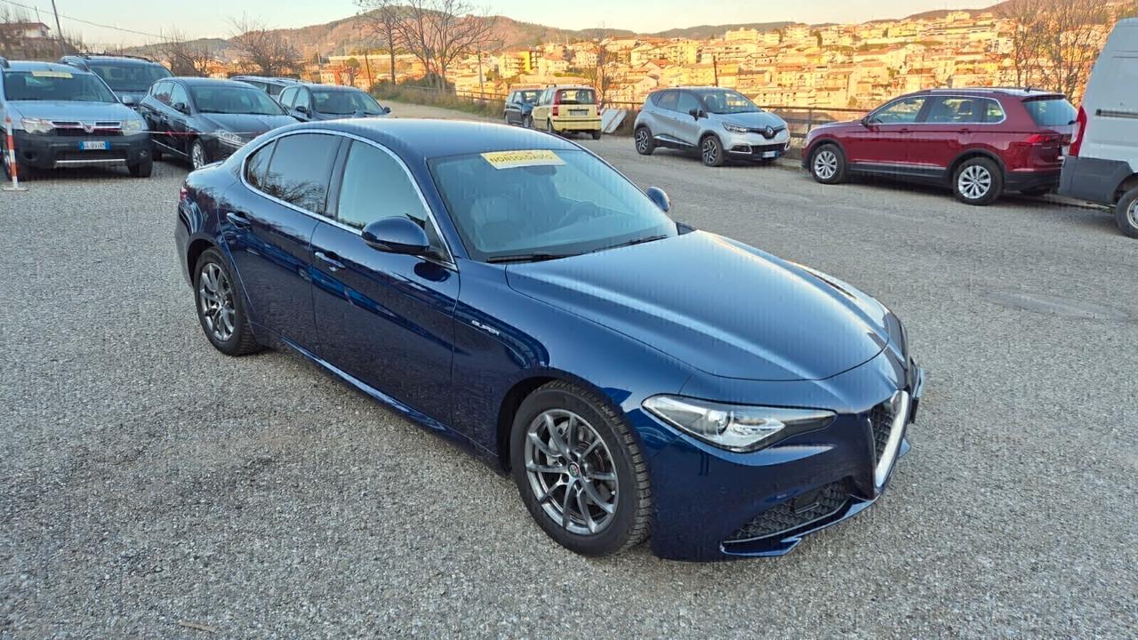 Alfa Romeo Giulia JTDM Super Full-Garanzia 3 anni
