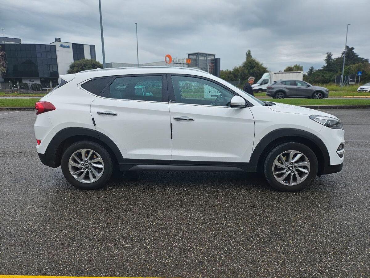 Hyundai Tucson 1.7 crdi Xpossible 2wd 115cv