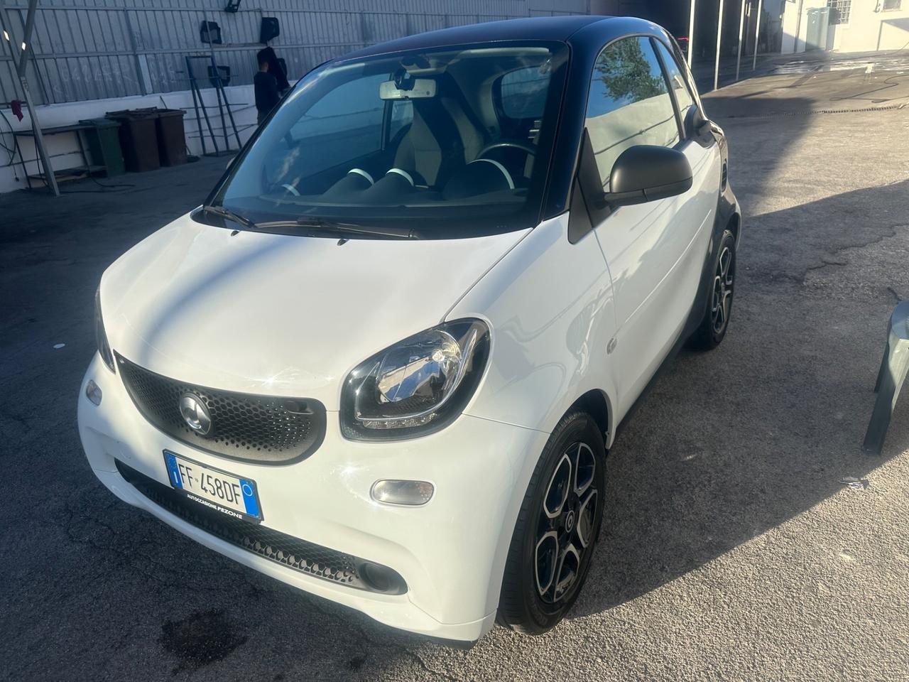 Smart ForTwo 1.0 71CV MANUALE